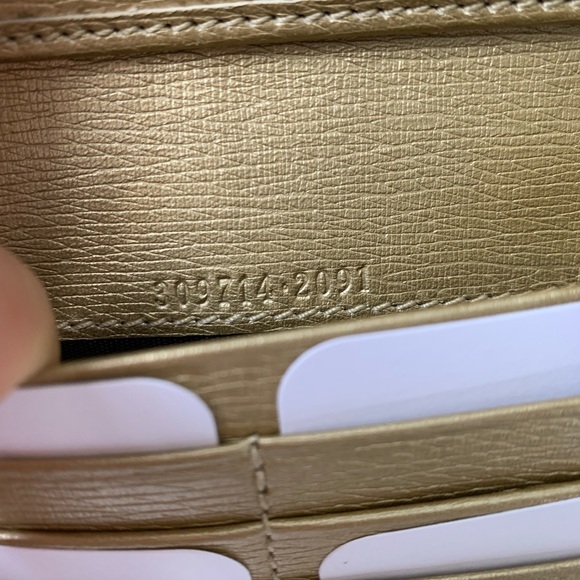 NWT Authentic Gucci Leather Trifold Long Wallet - Picture 8 of 8